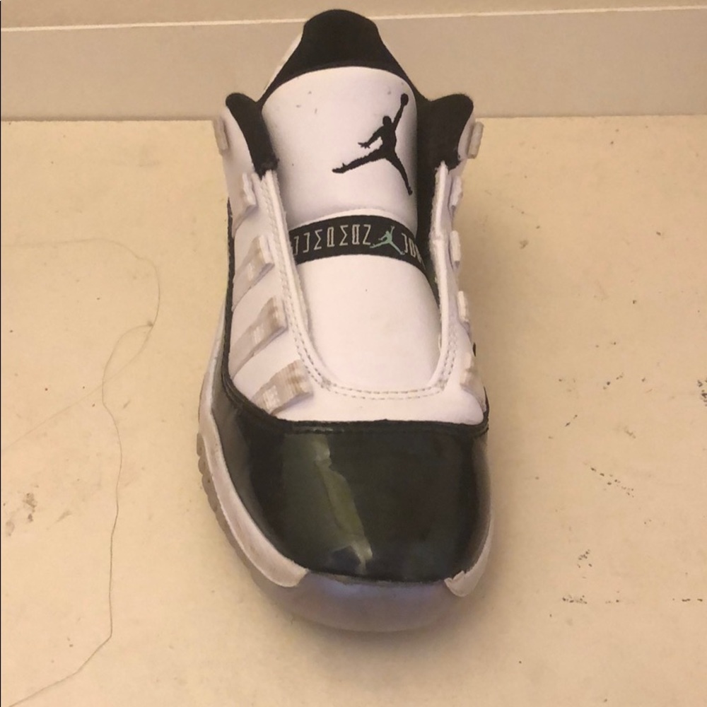 Jordan 11’s - Picture 2 of 4